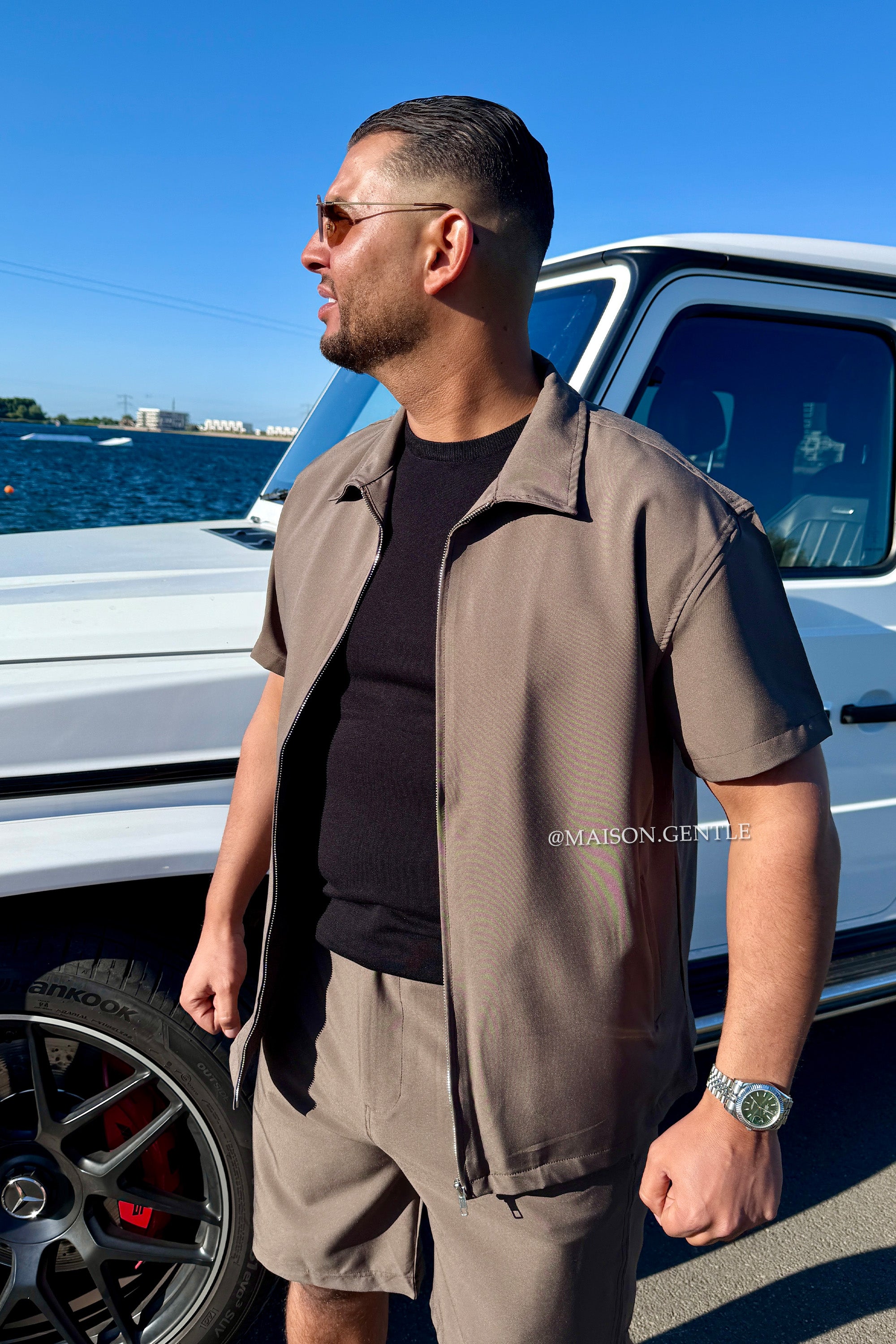TAUPE - 'CAPRI TECH SET' - OVERSIZED SHORT SLEEVE SHIRT + SHORTS TECH SET