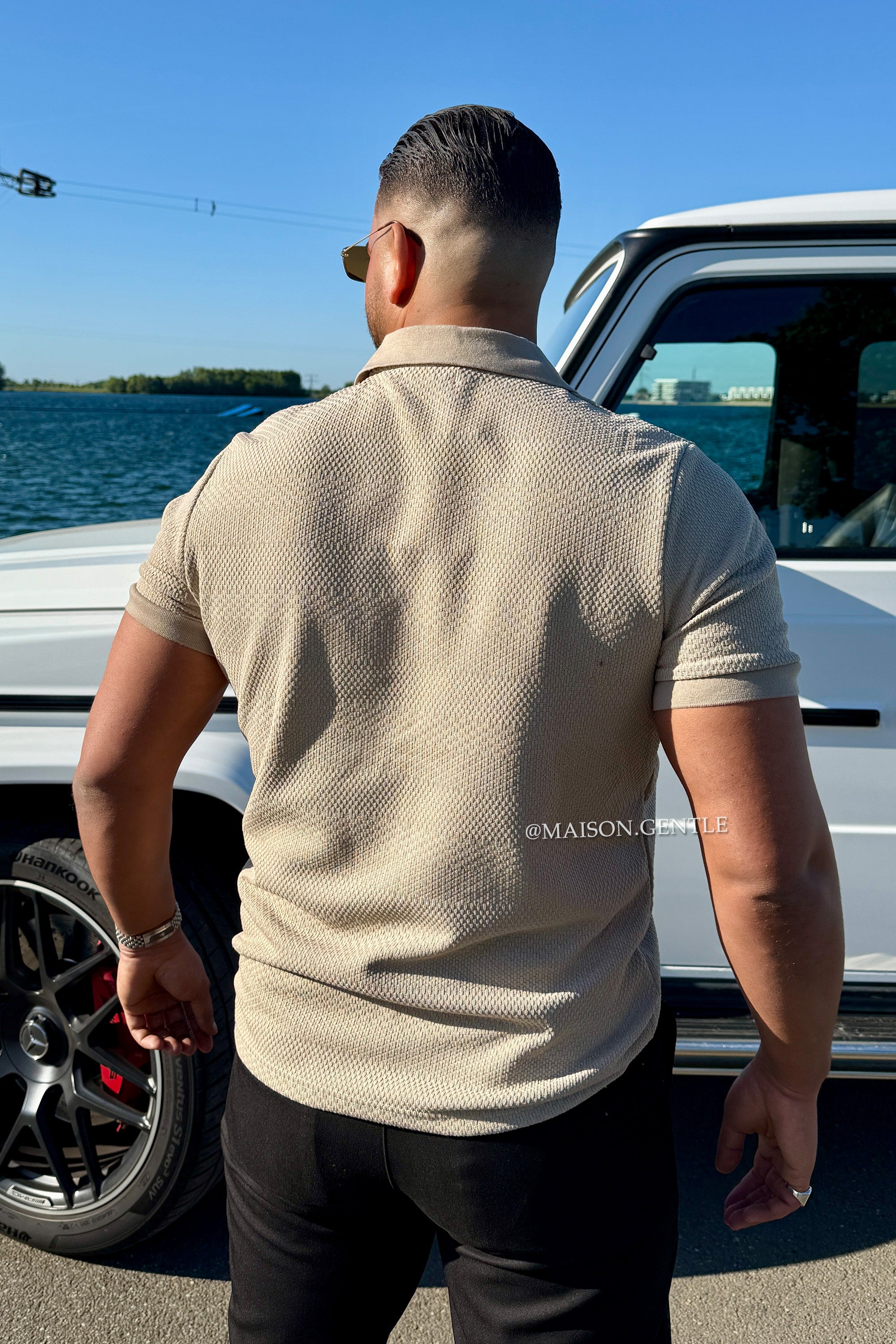BEIGE - 'VALETTA POLO' - TEXTURED SLIM FIT POLO